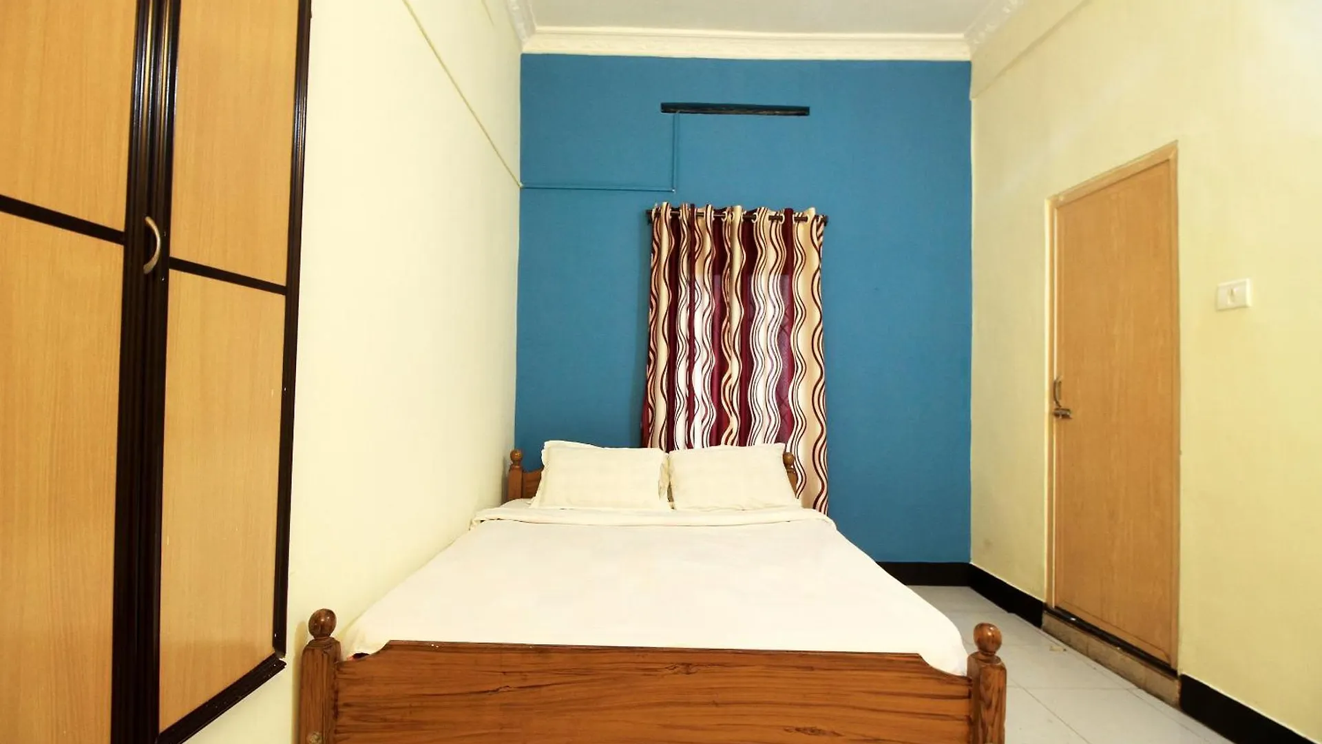 ** Hotel Spot On Mukkam Tourist Home Kozhikode India